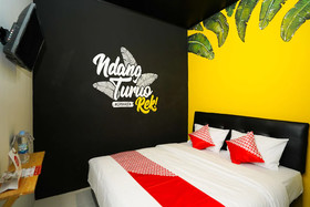 Claudya Residence by OYO Rooms