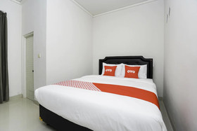 F7 Residence by OYO Rooms