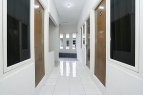 F7 Residence by OYO Rooms