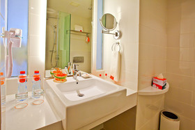 HARRIS Hotel & Conventions Gubeng Surabaya