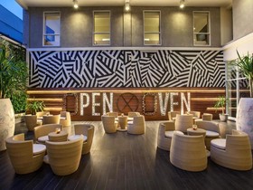 MaxOneHotels at Tidar Surabaya