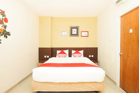 OYO 255 98 Residence