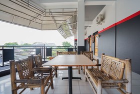 Panjang Jiwo Residence by OYO Rooms