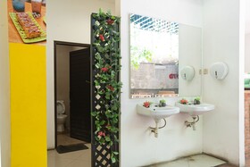 Urban 18 by OYO Rooms