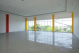 Urban 18 by OYO Rooms
