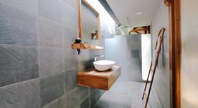 Ayom Java Village Solo