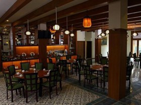 Aziza Syariah Hotel Solo by Horison