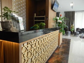 Grand Amira Hotel