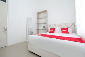 Griya Rw Family Guest House by OYO