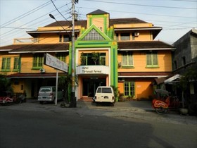 Hotel Tirtonadi Permai