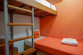 Inep Kayu Jebres by Reddoorz