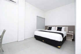 Jebres House Syariah by OYO Rooms