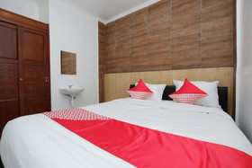 Orchid House by OYO Rooms