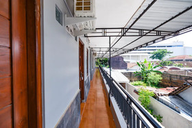 Orchid House by OYO Rooms