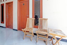 Raja Ratu Homestay by OYO