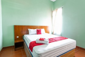 Rumah Pelangi by RedDoorz