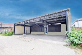 Spot On 93245 Guet House Mulia Dua Syariah