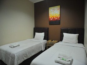 Altara Rooms