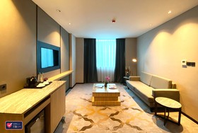 Anara Airport Hotel