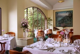 Aryaduta Lippo Village