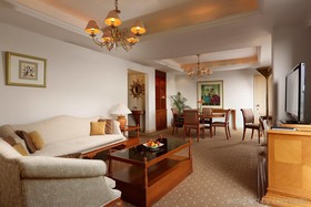 Aryaduta Lippo Village