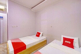 Capital O 93068 D Twinz House Syariah