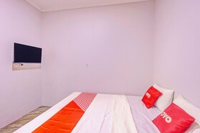 Capital O 93068 D Twinz House Syariah