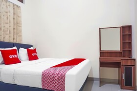 Capital O S1 Residence