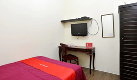Casa Vanda Guesthouse & Accommodation by ZEN Rooms