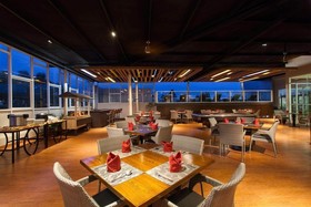 Days Hotel & Suites by Wyndham Jakarta Airport