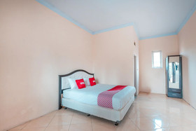 D'colonel Residence by OYO Rooms