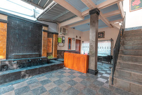 D'colonel Residence by OYO Rooms