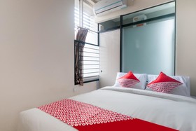 Ellegan Residence by OYO Rooms