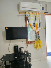 Express O 91277 Atiq Homestay Syariah