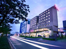 Famehotel Gading Serpong