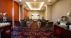 Famehotel Gading Serpong