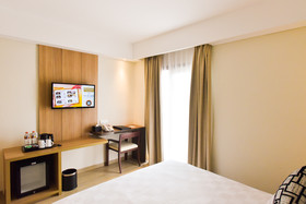 Golden Tulip Essential Tangerang