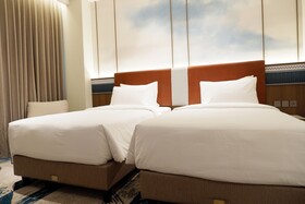 Grand Anara Airport Hotel