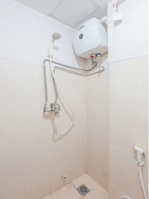 Green Lake View Ciputat by OYO Rooms