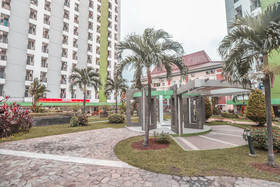 Green Lake View Ciputat by OYO Rooms