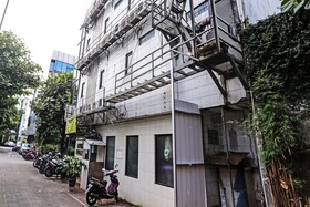 Hotel Ciputat by OYO
