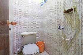 Surabaya Jaya Hotel near Soekarno Hatta Airport Redpartner