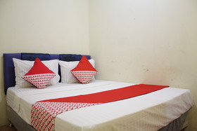 OYO 145 Wisma Syariah Cmc