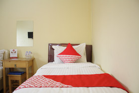 OYO 145 Wisma Syariah Cmc