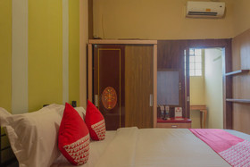 Pelangi Guest House by OYO Rooms
