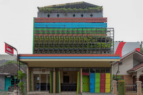 Pelangi Guest House by OYO Rooms