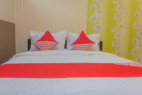 Pelangi Guest House by OYO Rooms