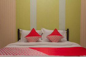 Pelangi Guest House by OYO Rooms
