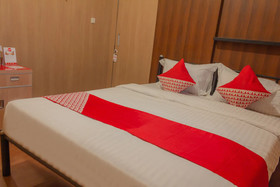 Pelangi Guest House by OYO Rooms