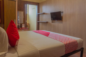 Pelangi Guest House by OYO Rooms